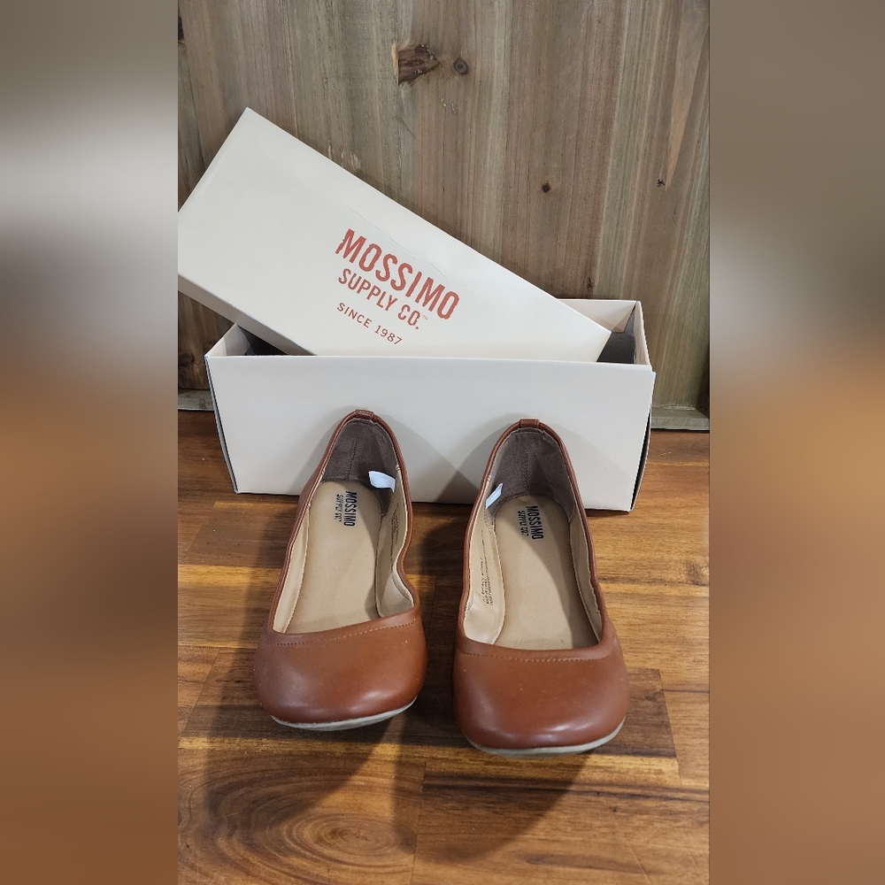 Massimo flats. 7.5 brown